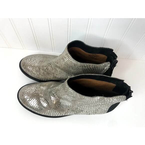 Gentle Souls Silver Black Pie Pod Ankle Boots Size 7.5 - Picture 2 of 10